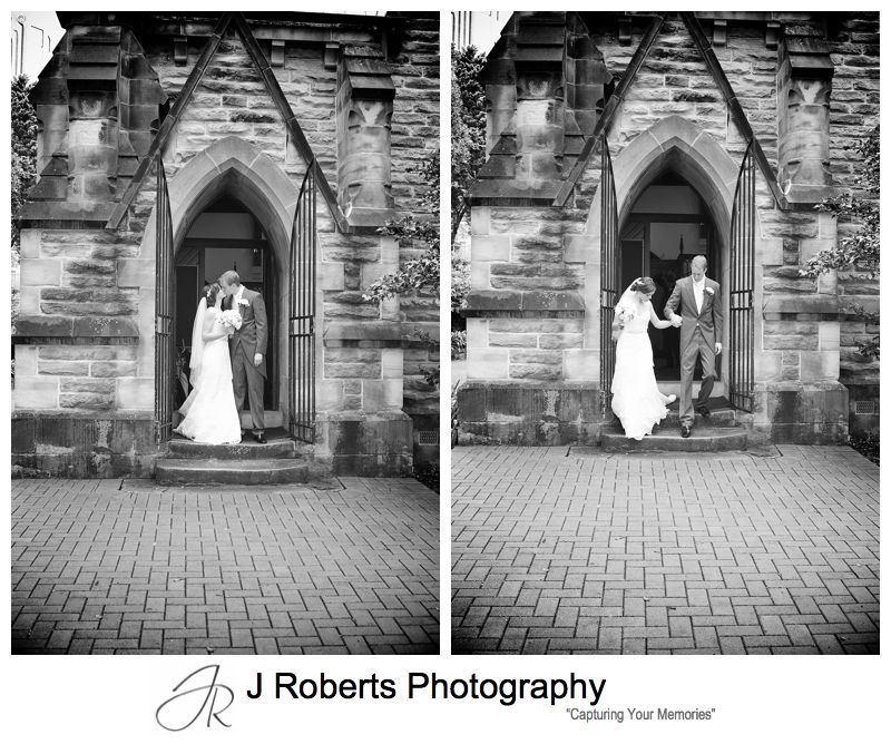 Bride and groom on the steps of Christ Church Lavender Bay - sydney wedding photography